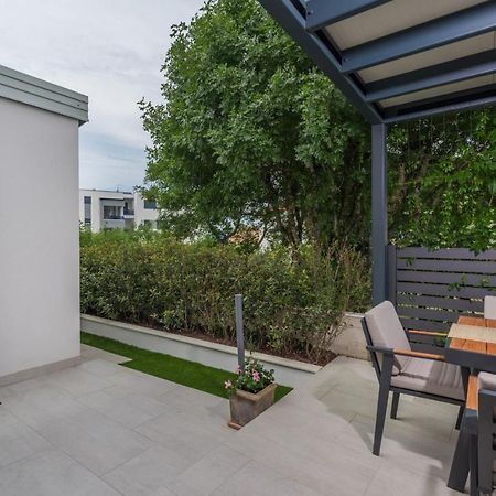 Villa Mondo Adria ニヴィーチェ エクステリア 写真