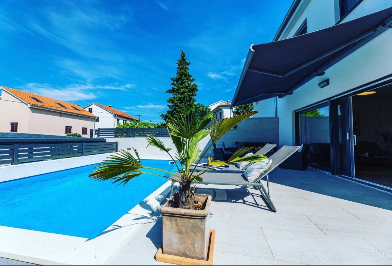 Villa Mondo Adria ニヴィーチェ エクステリア 写真