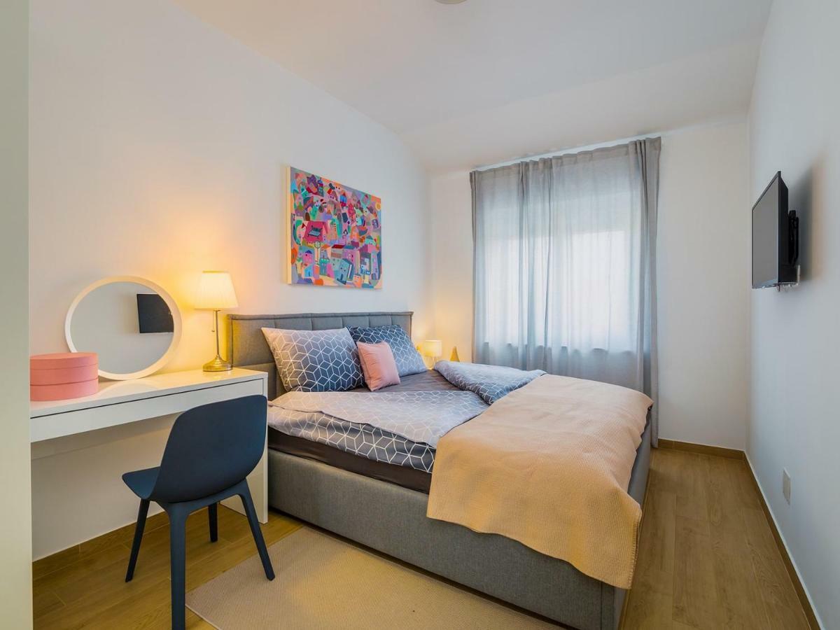 Villa Mondo Adria ニヴィーチェ エクステリア 写真